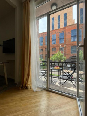 Your cosy home close to Republic Square